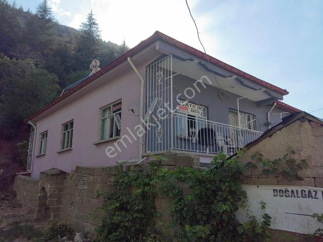 Akşehir içerisinde satılık Villa