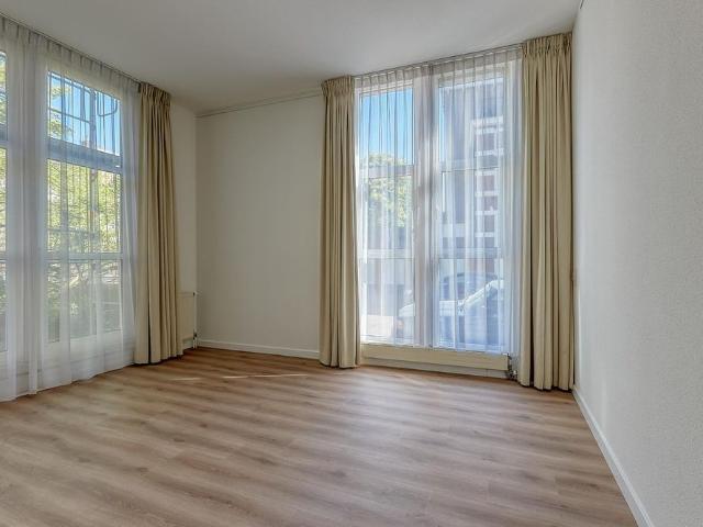 Appartement te huur in Benoordenhout, Zuid Holland