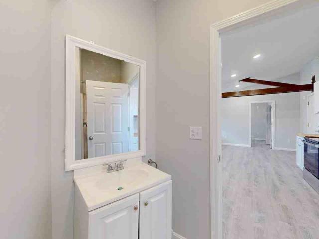 Apartment for rent in Sanford, Maine