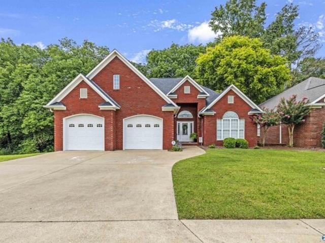 House for sale in Arab, Alabama