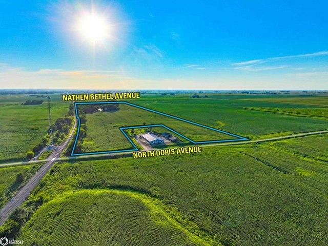 Farm for sale in Independence, Iowa
