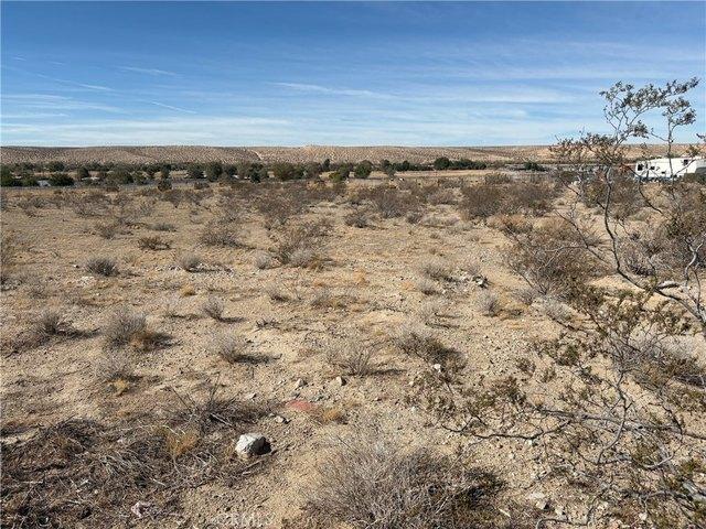 Land for sale in Oro Grande, California