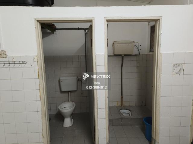 Property for sale in Long Miri