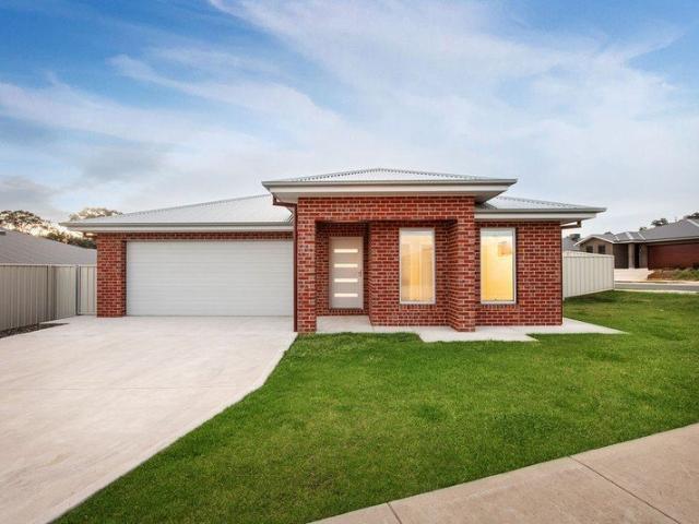 House for sale in Leneva, City of Wodonga