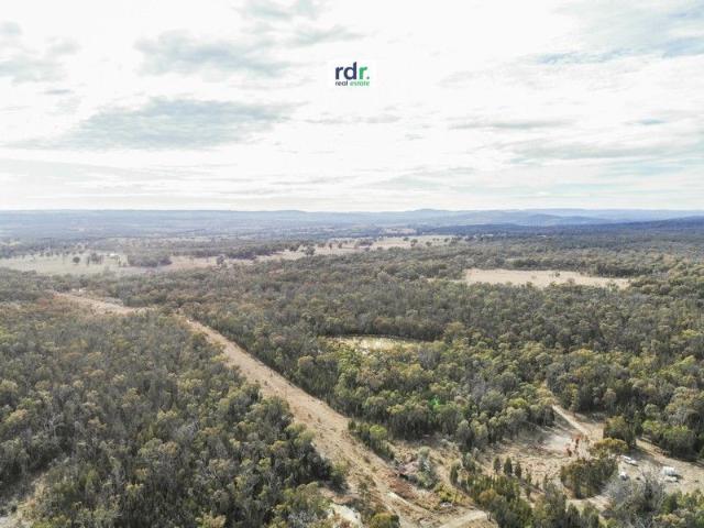 Cottage for sale in Elsmore, New South Wales