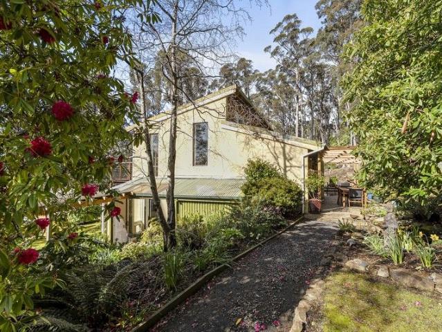 House for sale in Fern Tree, Tasmania