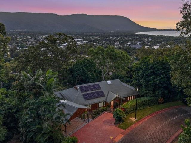 House for sale in Kewarra Beach, Queensland
