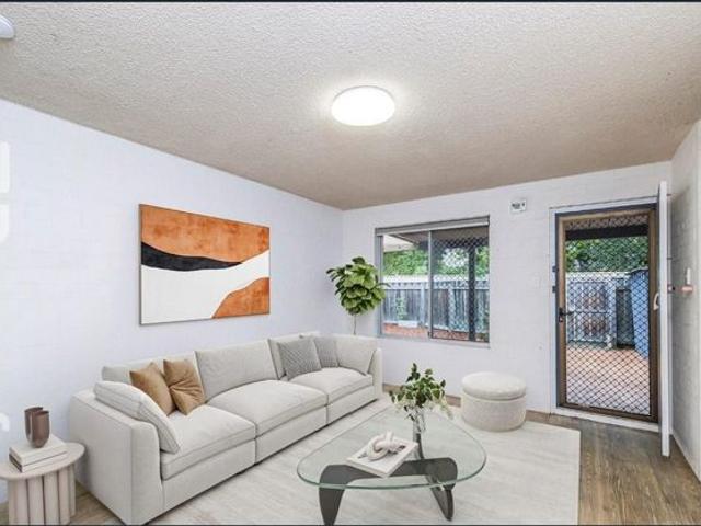 Townhouse for rent in Cambridge, Western Australia
