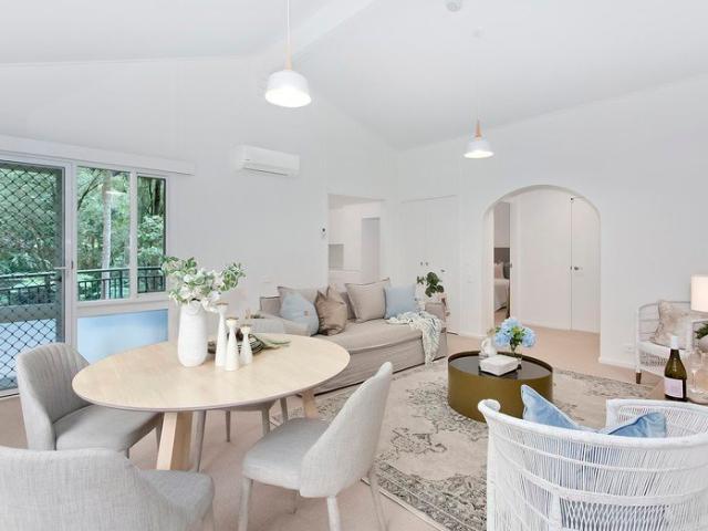 Villa for sale in Sydney, New South Wales