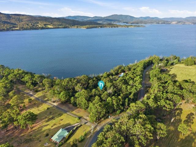 Land for sale in Brooks Bay, Tasmania
