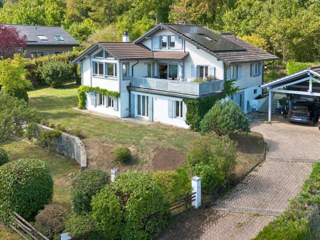 Haus kaufen in Givrins, Waadt