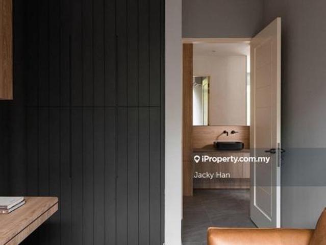 Serviced Residence for sale in Pantai