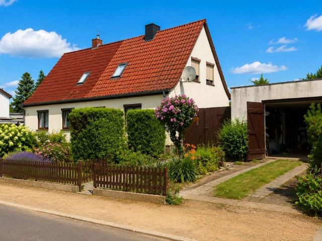 Haus kaufen in Burg, Halle (Saale)