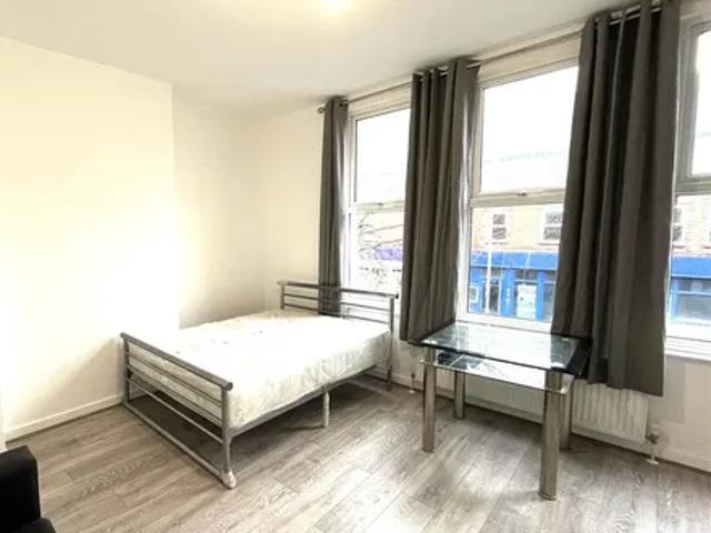 Apartment for rent in London Borough of Croydon, Norbury