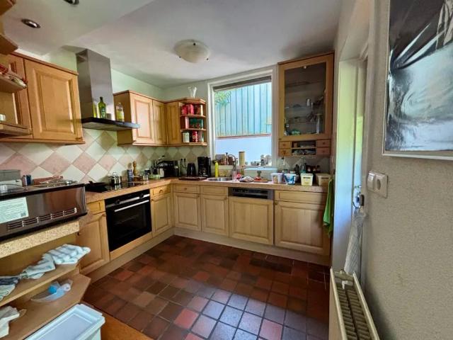 Woning te huur in Assendelft, Noord Holland