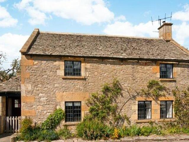 House for sale in Ewens Farm, Golden Valley