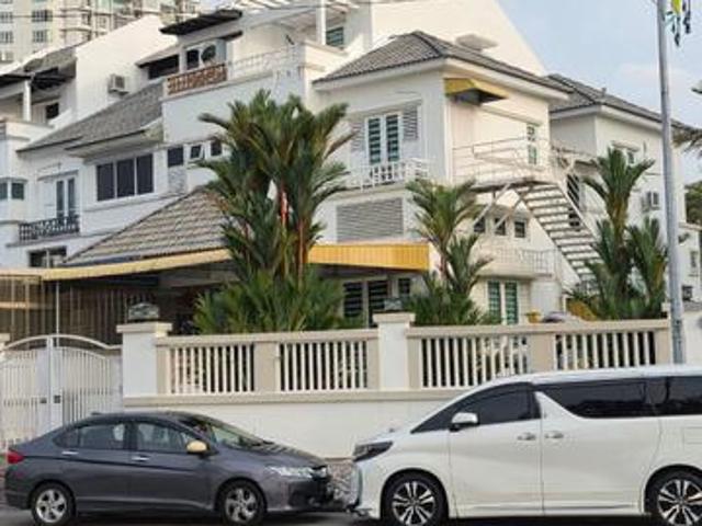 Terraced House for rent in Penang