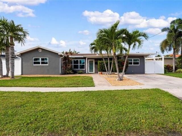 House for sale in Dania, Florida