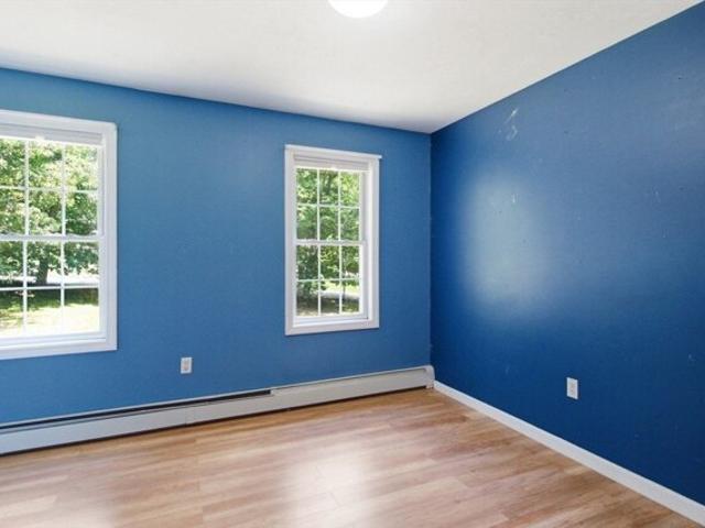 House for sale in Hubbardston, Massachusetts