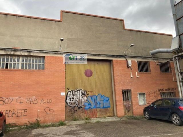 Local Comercial en venta en Urbanización Amelia, Zaragoza