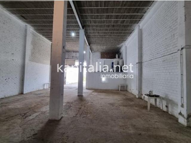 Nave en venta en l'Aljorf, la Vall d'Albaida