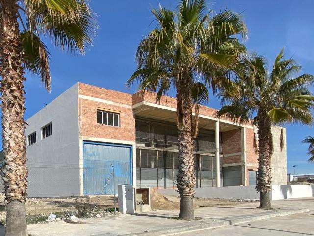 Nave en alquiler en Jaén, Urbanización Azahar