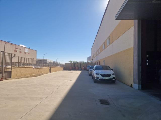 Nave en alquiler en Casarrubios Del Monte