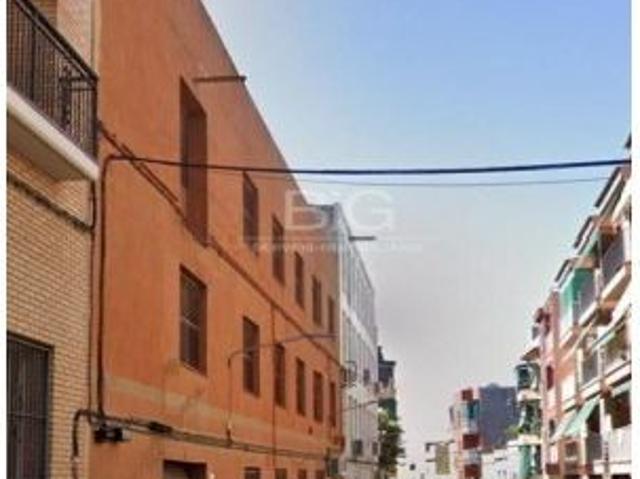 Nave en venta en Cerdanyola, Maresme