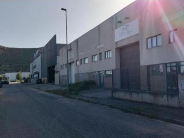 Nave en venta en Albelda de Iregua, La Rioja