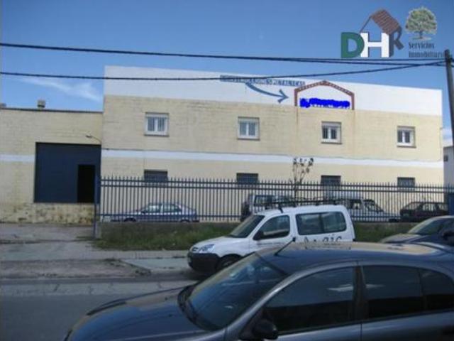 Nave en venta en Polígono Industrial Las Capellanías, Cáceres