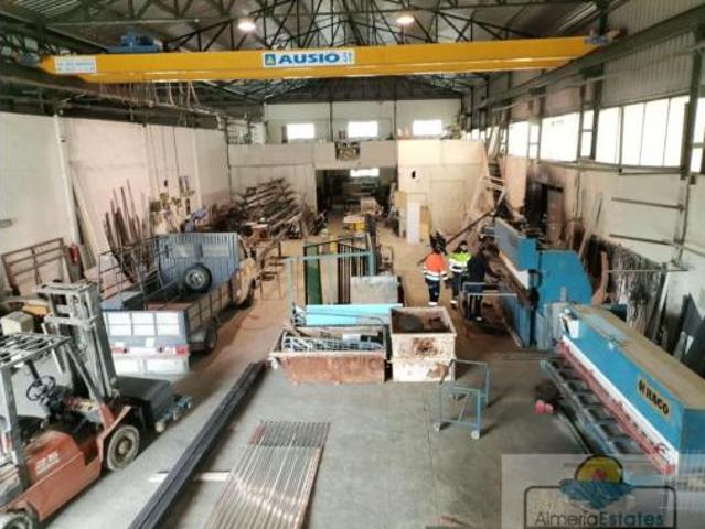 Nave en venta en Macael, Almería