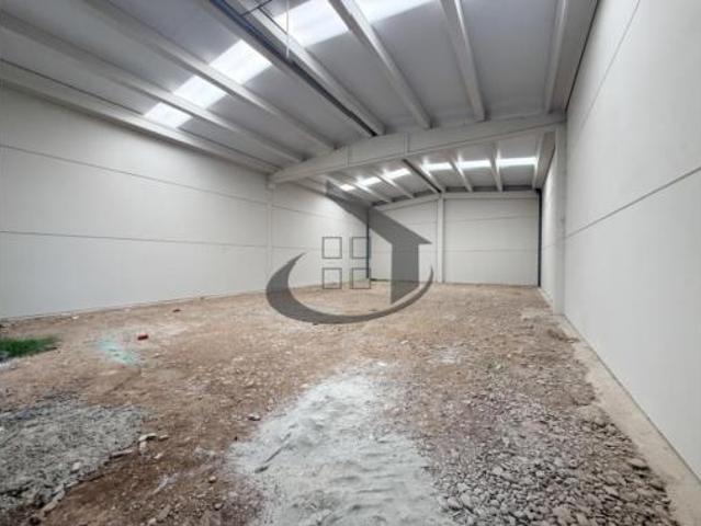 Nave en venta en Pradejón, La Rioja