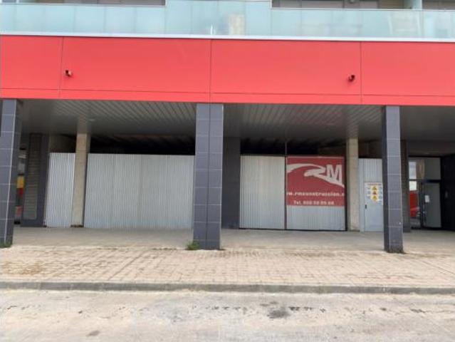 Nave en venta en Teruel