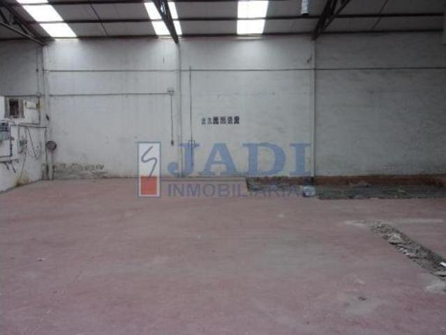Nave en venta en Valdepeñas, Ciudad Real