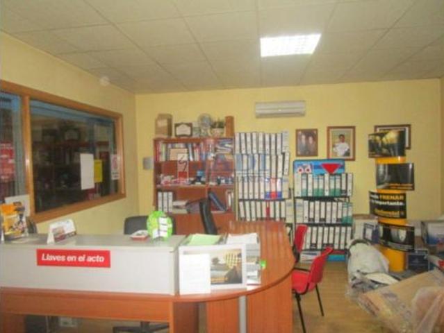 Nave en venta en Valdepeñas, Ciudad Real