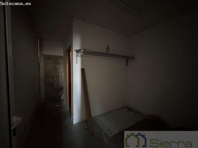 Nave en venta en Sarria