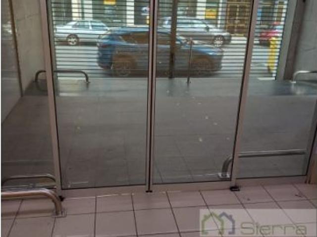 Nave en venta en Sarria