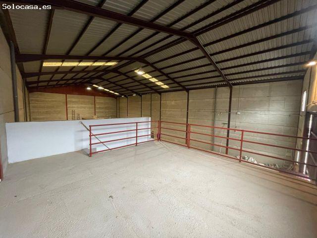 Nave en venta en Casar De Cáceres, Extremadura