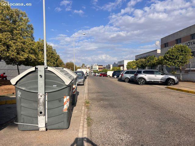Nave en venta en Mairena del Aljarafe, Sevilla