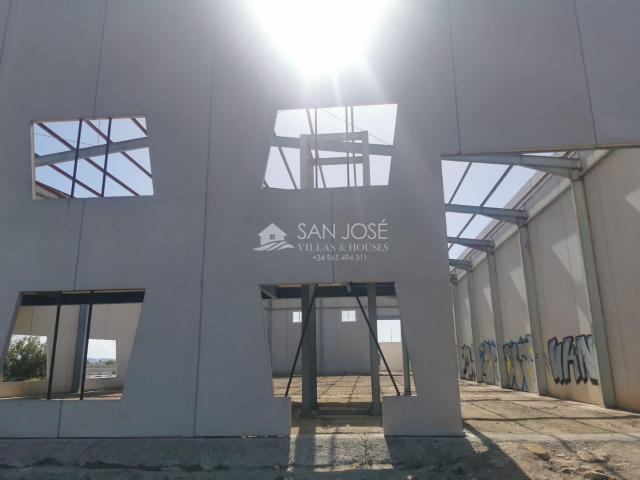 Local Comercial en venta en Dolores