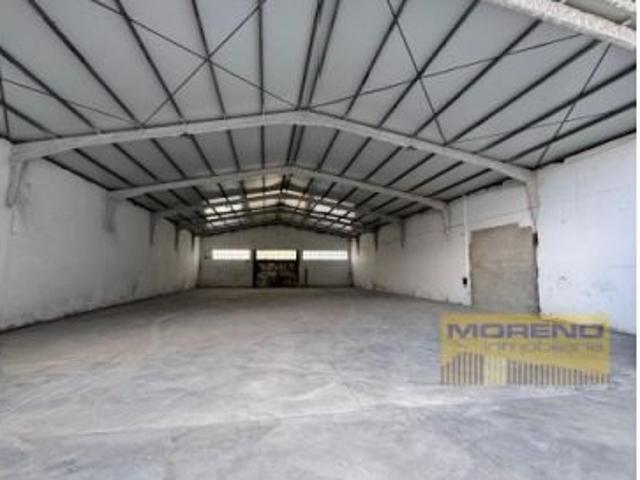 Nave en venta en Sarria