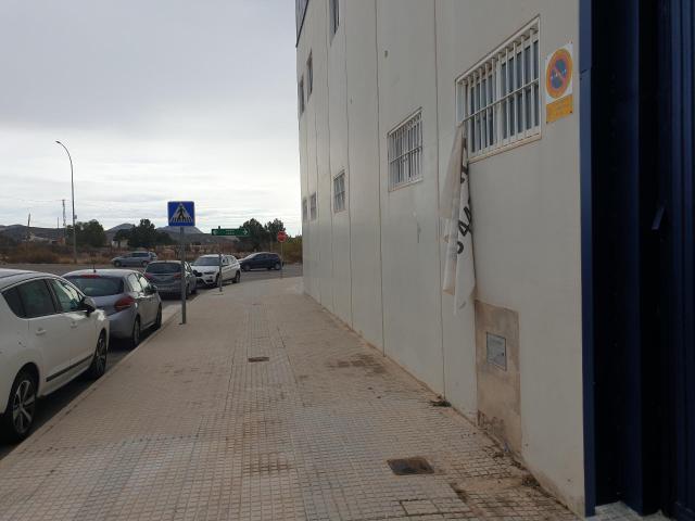 Local Comercial en alquiler en Monóvar