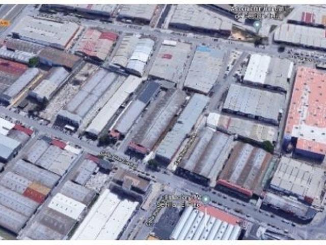 Nave en venta en Cerro-Amate, Sevilla