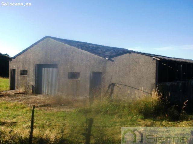 Nave en venta en Sarria