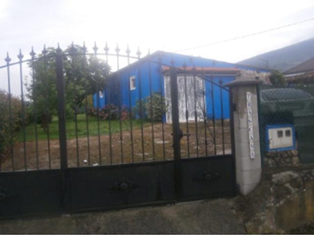 Casa en venta en Cuadroveña, Parres