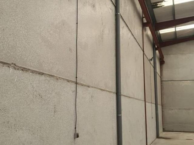 Nave en venta en Carracedelo