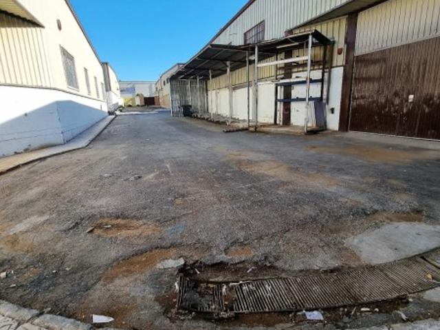 Nave en venta en Lucena, Andalucía