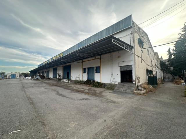 Nave en venta en Lucena, Andalucía