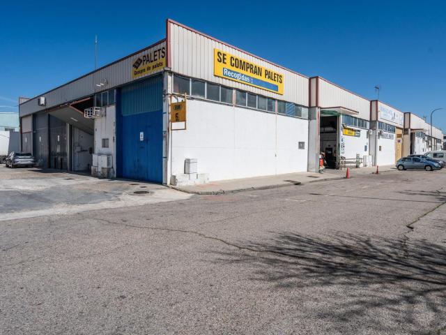 Nave en venta en Coslada