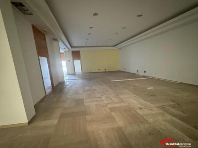 Nave en venta en Villaviciosa De Córdoba, Andalucía